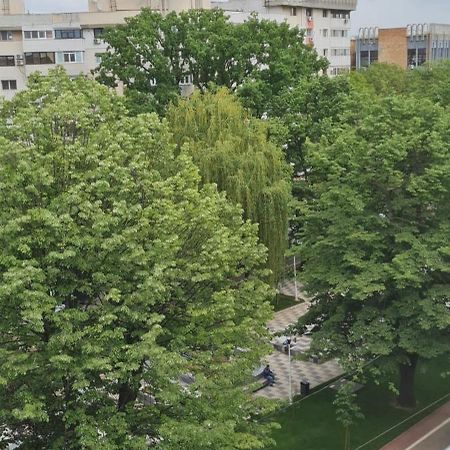 בראליה Apartament Cu 2 Camere Spatioase In Centrul Orasului - Andrei מראה חיצוני תמונה