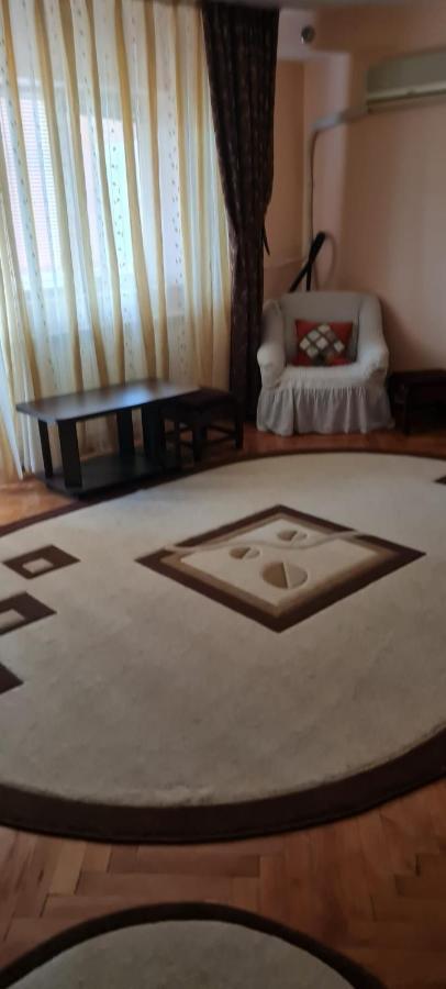 בראליה Apartament Cu 2 Camere Spatioase In Centrul Orasului - Andrei מראה חיצוני תמונה