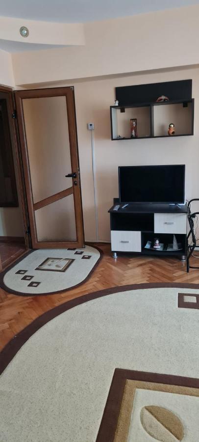 בראליה Apartament Cu 2 Camere Spatioase In Centrul Orasului - Andrei מראה חיצוני תמונה